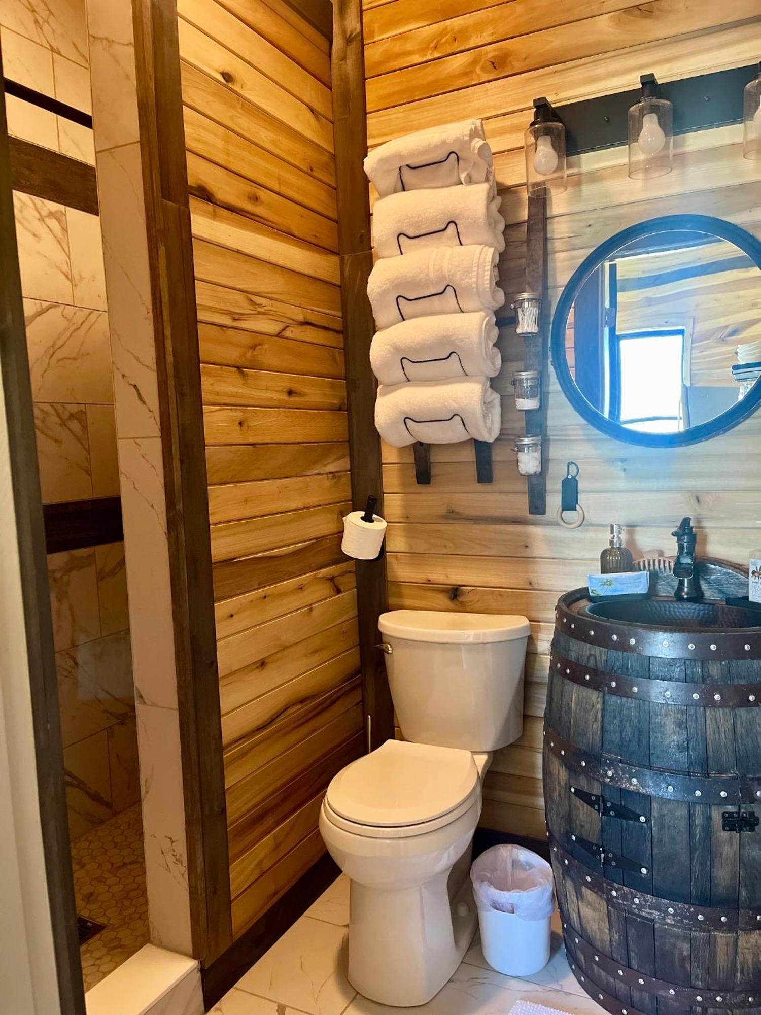 Bourbon Barrel Cottages #2 Of 5 On Kentucky Trail Lawrenceburg Dış mekan fotoğraf